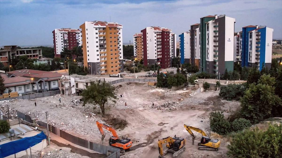 Adıyaman'da Kentsel Dönüşüm Çalışmaları Hızla İlerliyor