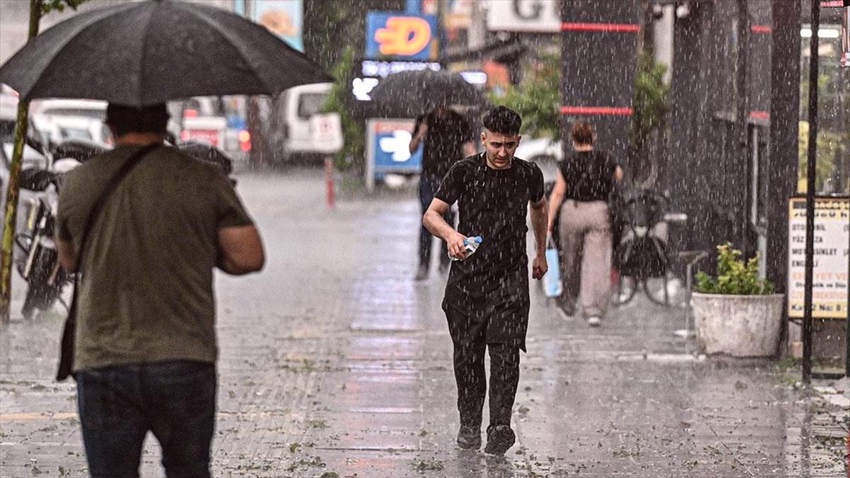 Ankara için gök gürültülü sağanak uyarısı