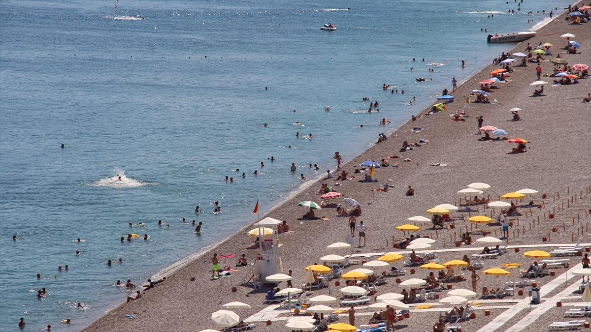 Antalya, Alman turist sayısında rekor yıllarını geride bıraktı