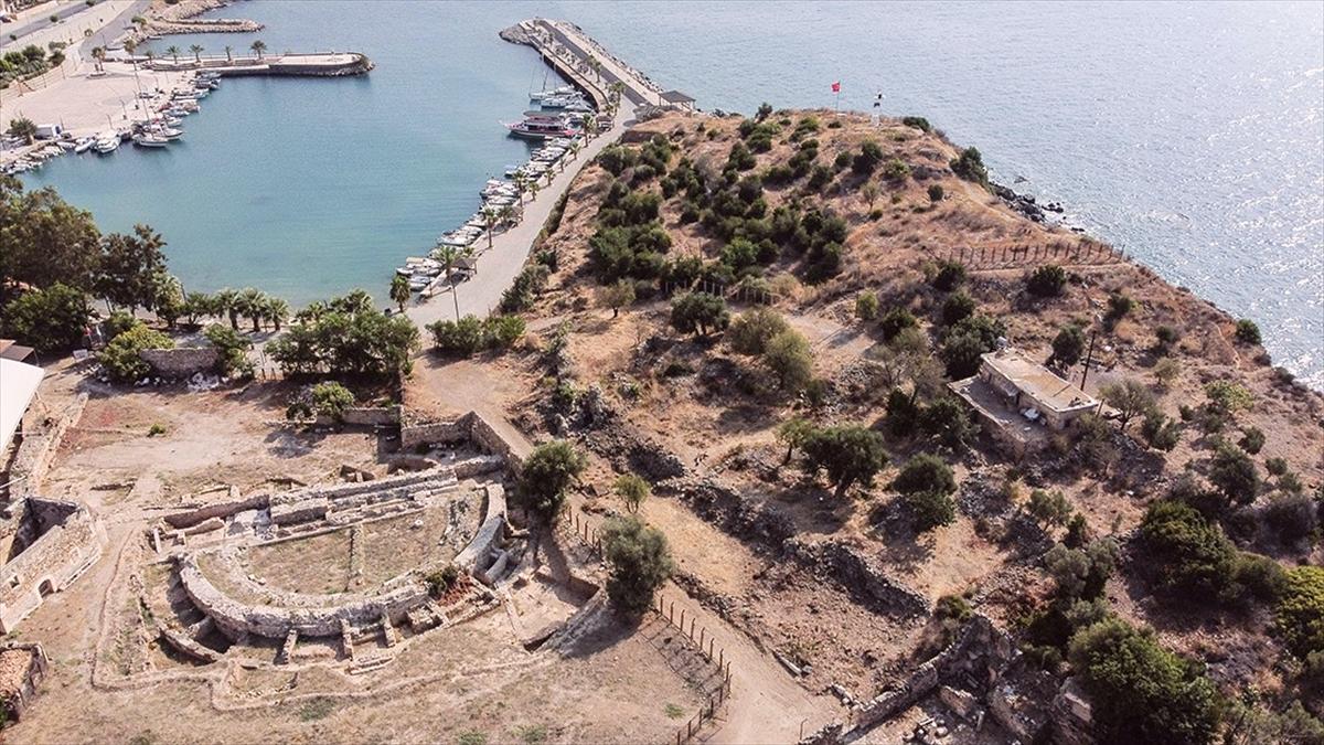 Aydıncık'ta Kelenderis Antik Kenti'nde Arkeolojik Kazılar Devam Ediyor