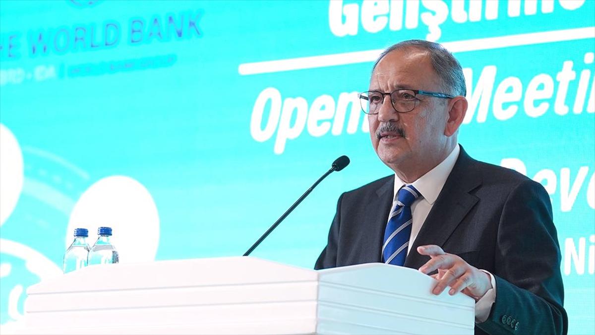 Bakan Özhaseki: Düşük karbonlu üretim yapan işletmelerin desteklenmesi gibi ana hedeflerimiz var