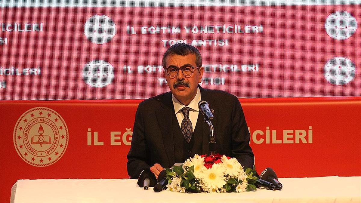 Bakan Tekin: e-Okul üzerinden okul veri randevu işlemini hayata geçirdik