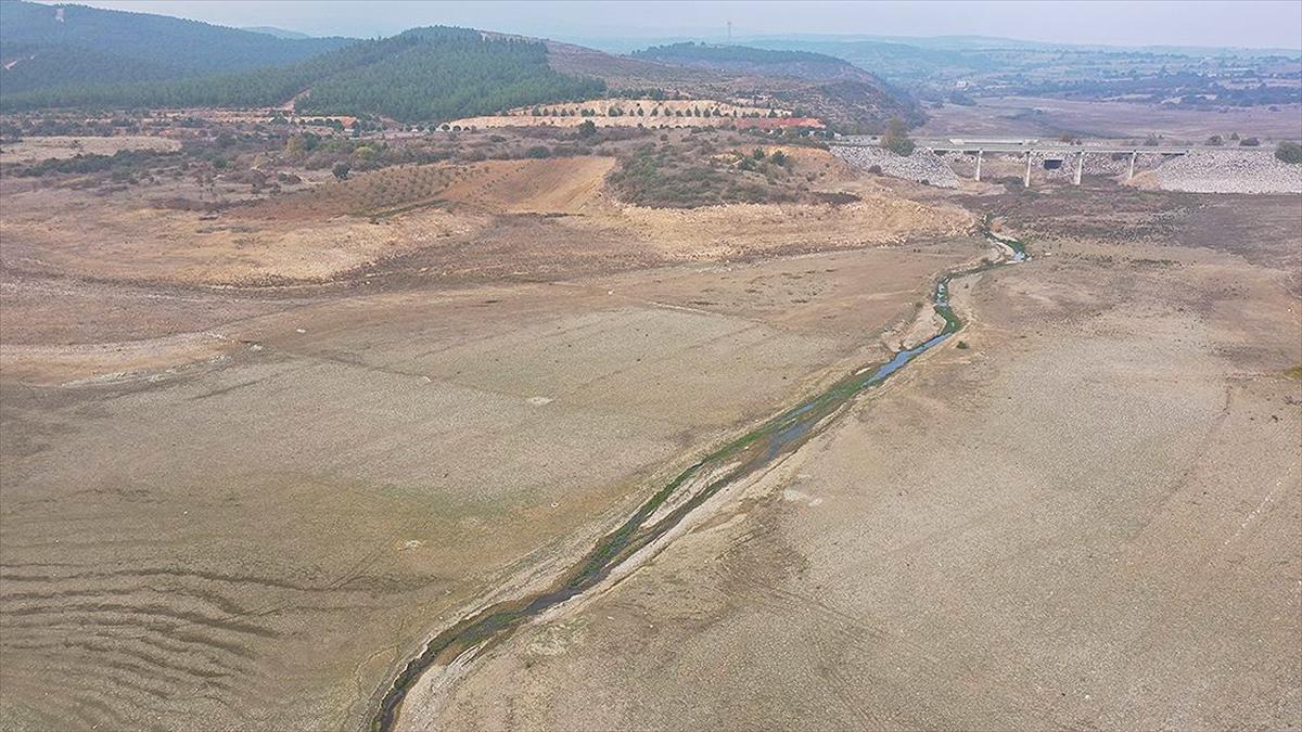 Balıkesir'in içme suyu ihtiyacını karşılayan baraj kuraklık ikazı veriyor