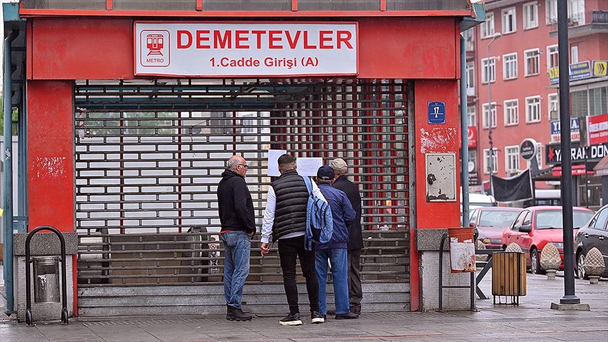 Başkentte dünkü sağanak nedeniyle metro hattının bazı istasyonları hizmet dışı kaldı