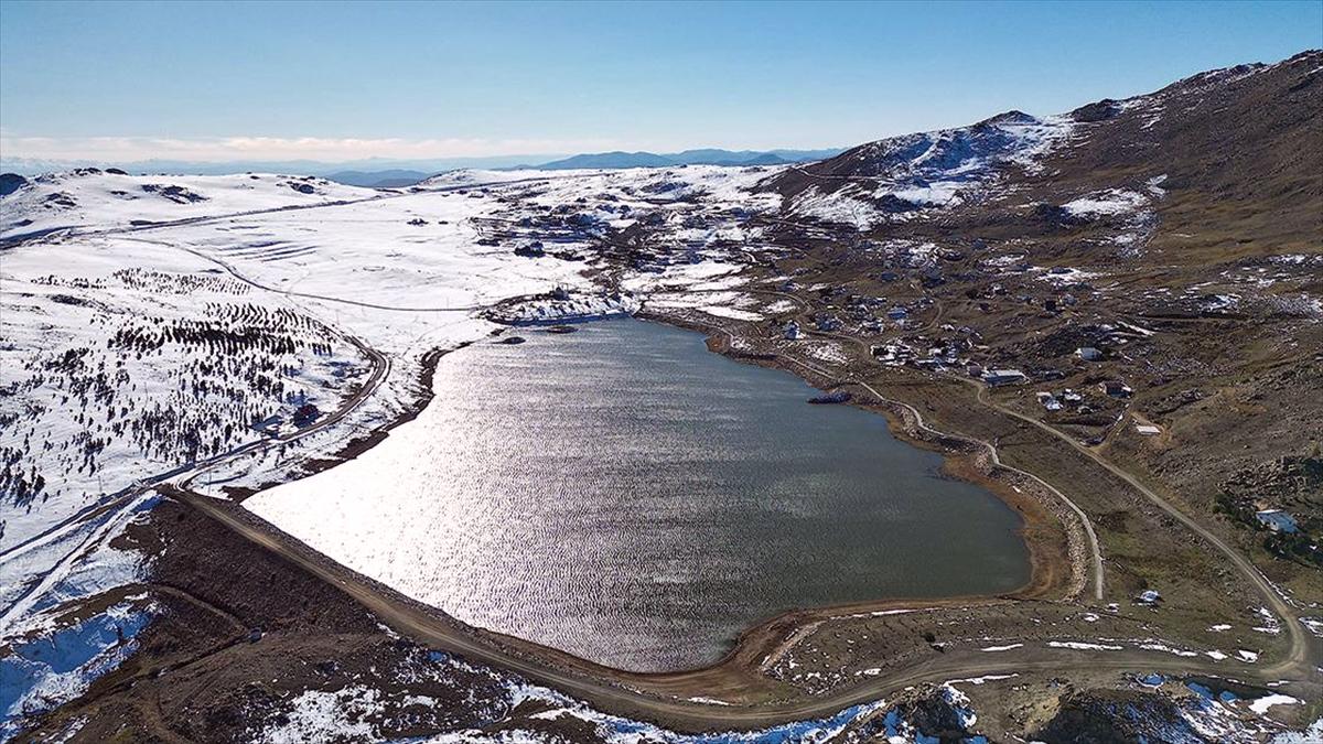 Bayburt'ta yaylalar havanın soğumasıyla sessizliğe büründü