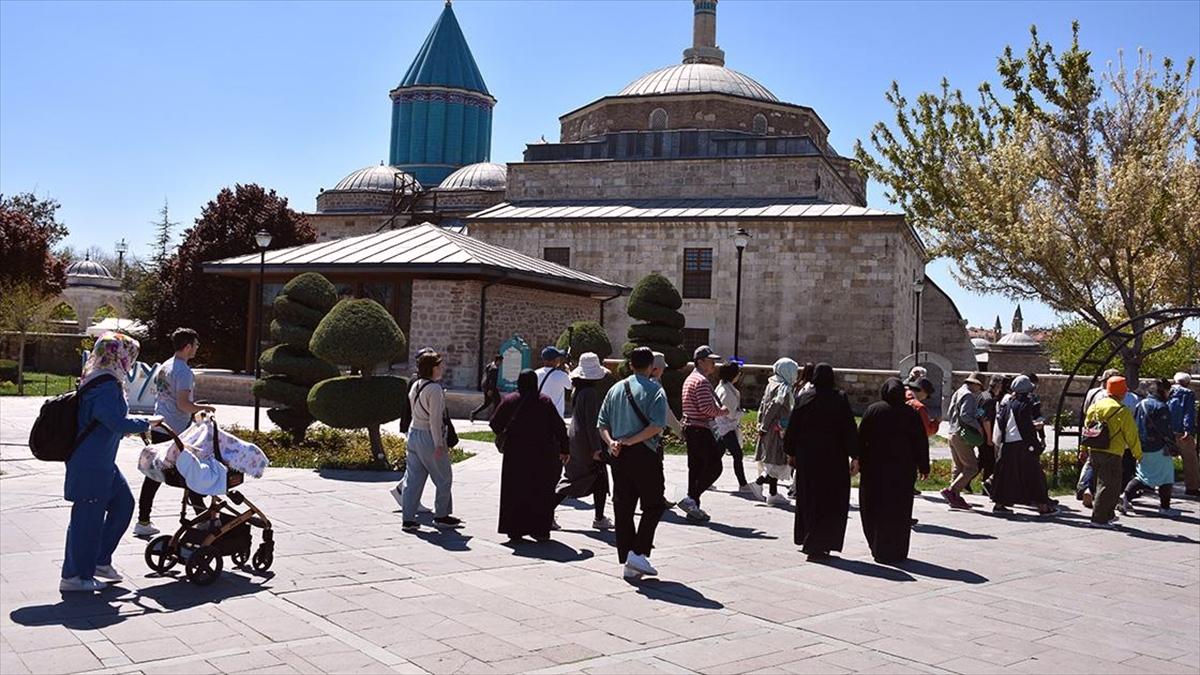 Bayram tatilinde müze ve ören yerlerini 1 milyon 700 binin üzerinde kişi ziyaret etti