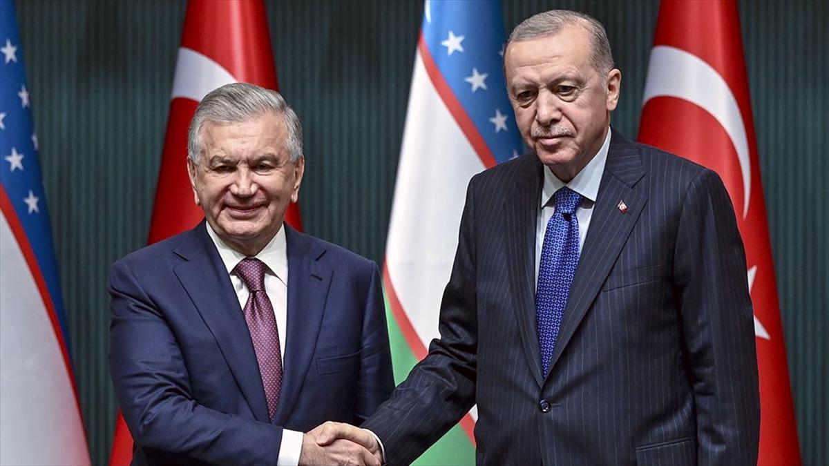 Cumhurbaşkanı Erdoğan, Özbekistan Cumhurbaşkanı Mirziyoyev ile telefonda görüştü