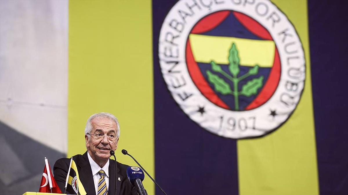 Fenerbahçe gelecek iki sezon Türkiye Kupası'na katılmama ve Süper Kupa maçına 19 yaş altı takımıyla çıkma kararı aldı