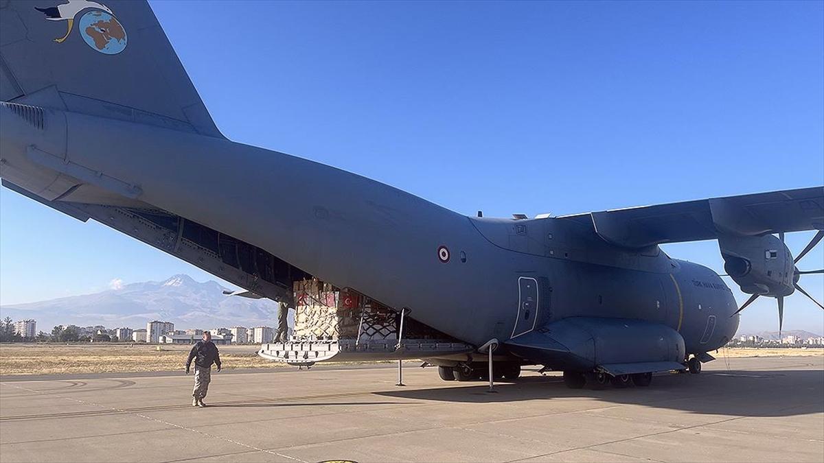 Gazze için hazırlanan 24 ton gıda malzemesi Ürdün'e ulaştırıldı