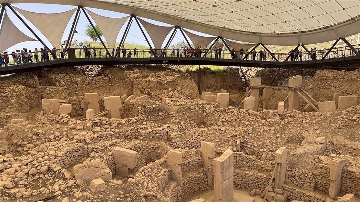 Göbeklitepe ziyaretçilerini ağırlamaya devam ediyor