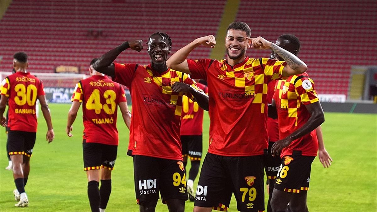 Göztepe, Süper Lig'de yarın Kayserispor'u konuk edecek