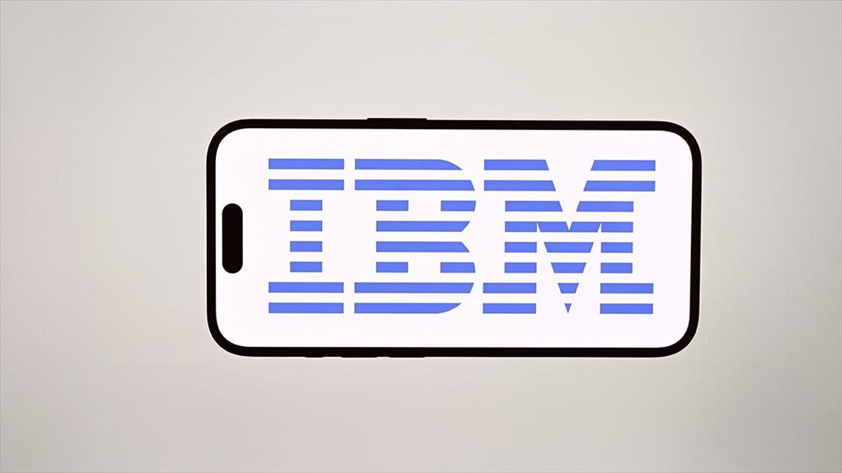 IBM ilk çeyrekte gelirini artırdı