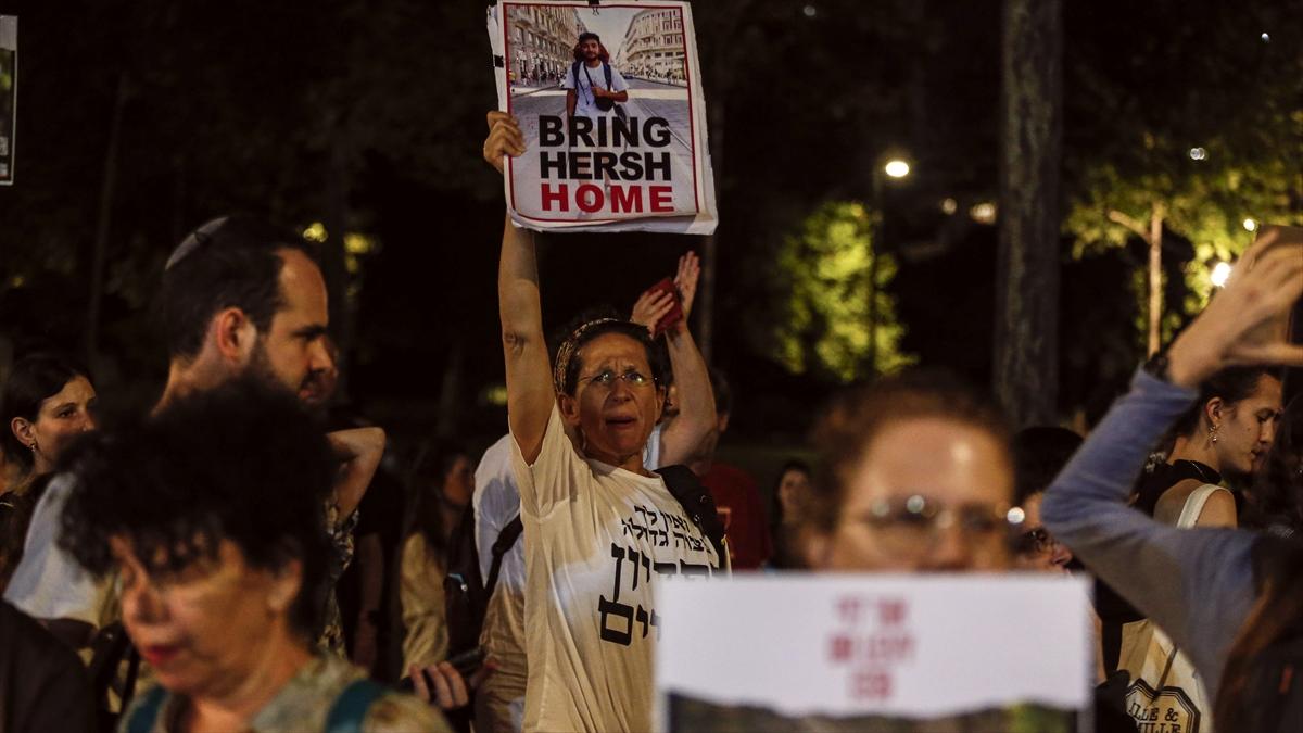 İsrail'de Göstericilerden Başbakan Netanyahu'ya Karşı Protesto