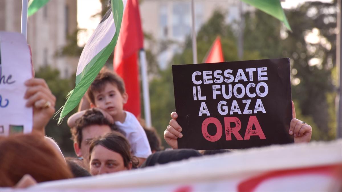 İsrail'in Refah'taki saldırılarına Roma'da protesto