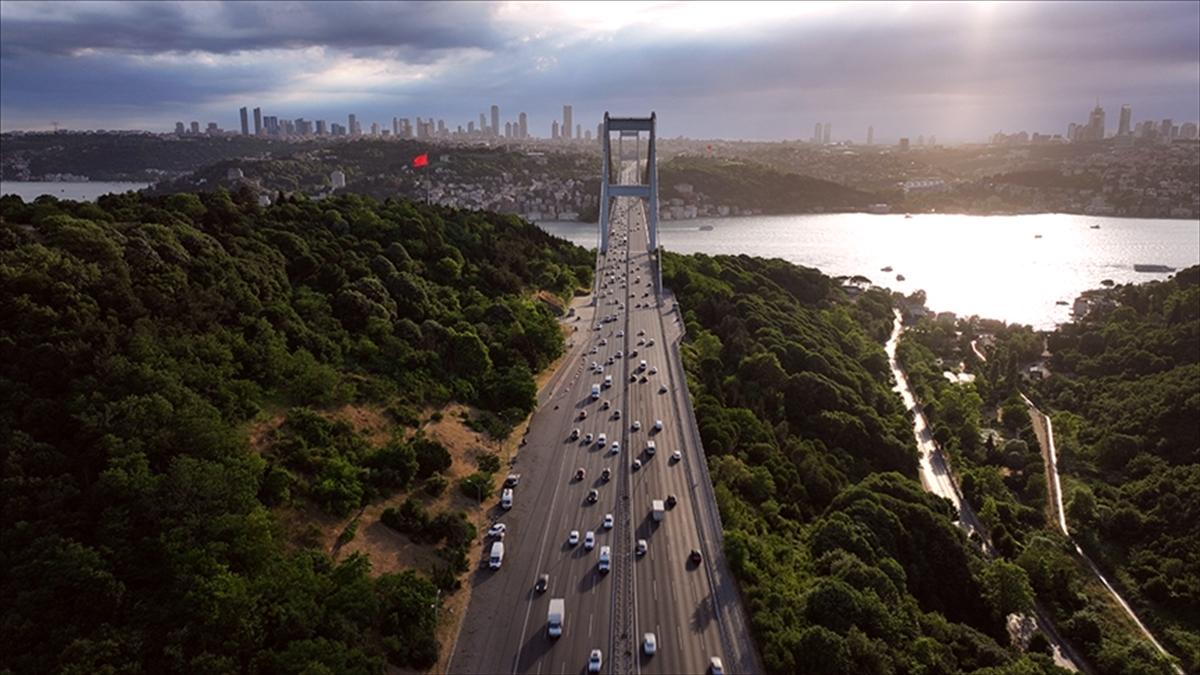 İstanbul'da hafta sonu triatlon yarışları nedeniyle bazı yollar trafiğe kapatılacak