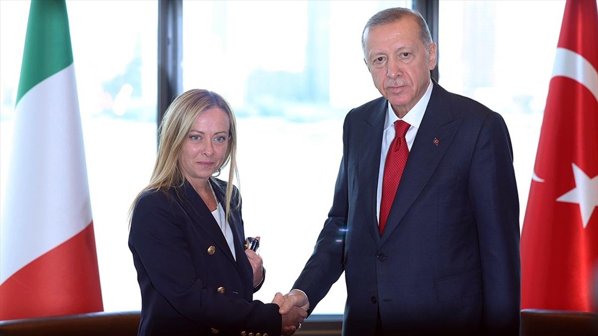 İtalya Başbakanlığı, Meloni ve Cumhurbaşkanı Erdoğan'ın ikili ilişkiler ve bölgesel konuları görüştüğünü açıkladı