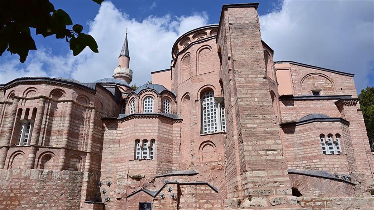 Kariye Camii'nde yabancı ziyaretçiler için yeni düzenleme başladı