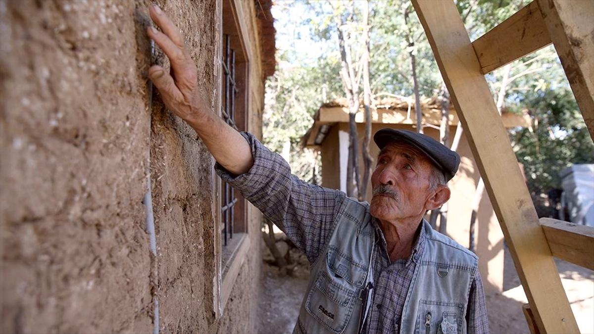 Kayseri'nin Develi İlçesinde Kerpiç Ustası: Halil Ayhan