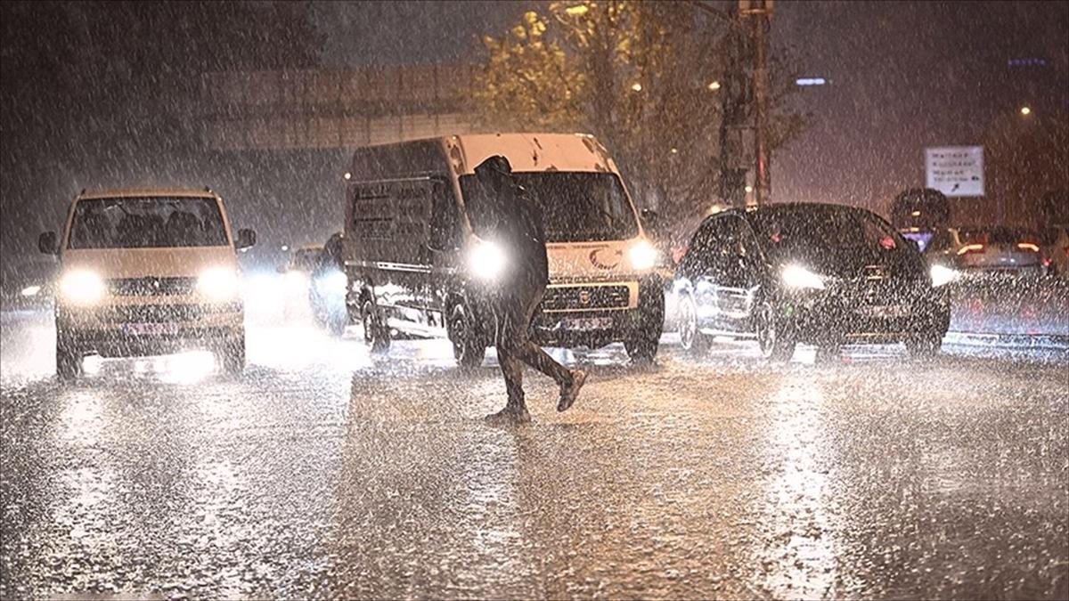 Meteorolojiden bazı bölgeler için sağanak uyarısı