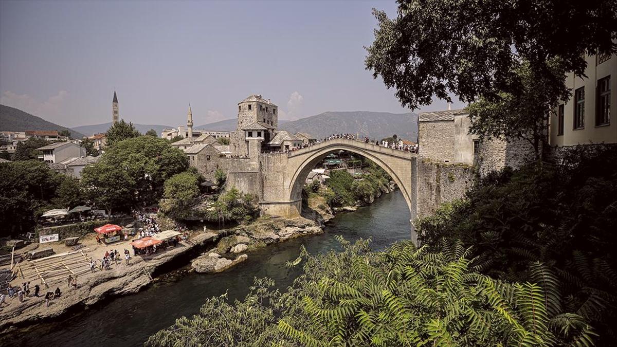 Mostar Köprüsü: Tarihin Yeniden Doğuşu