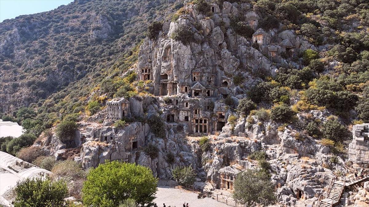 Myra Antik Kenti ve Andriake Limanı: Tarihi ve Gelecek Projeler