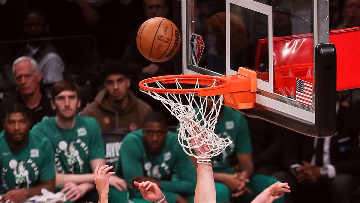 NBA'de Boston Celtics üst üste 9. galibiyetini aldı