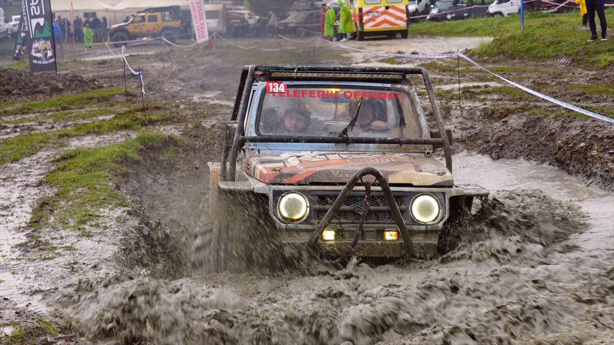 Off-road tutkunları Düzce'deki şenlikte buluştu