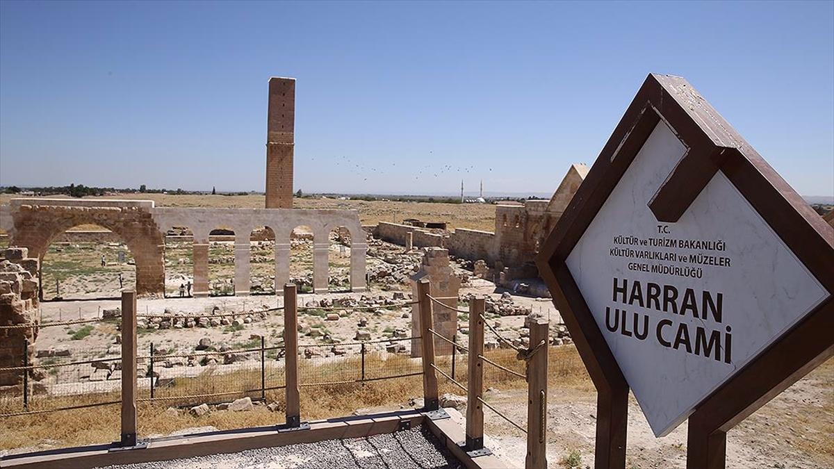 Şanlıurfa'da Tarihi Harran Ulu Cami Ziyarete Açıldı