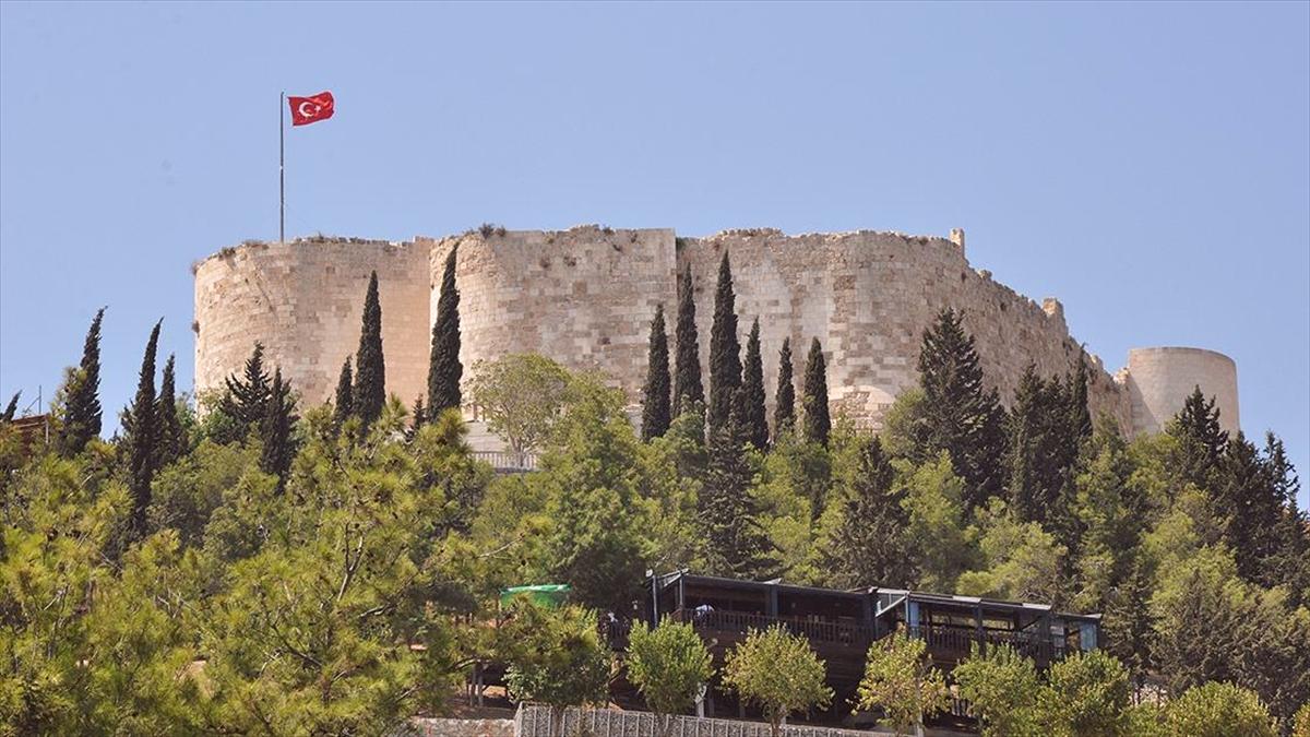 Silifke Kalesi'ndeki arkeolojik kazılarda 