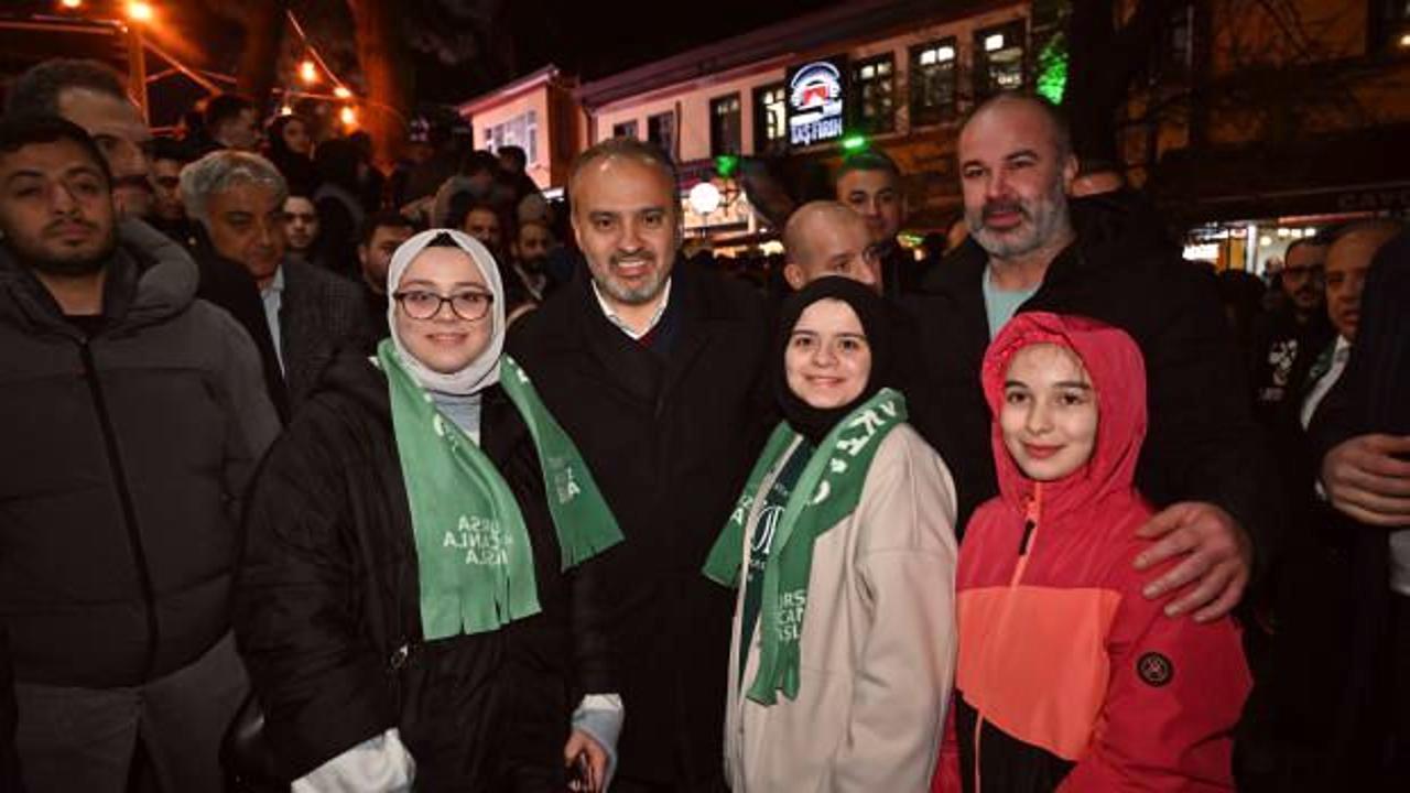 Simit ve tahanlı Başkan Alinur Aktaş’tan, çaylar Varank’tan