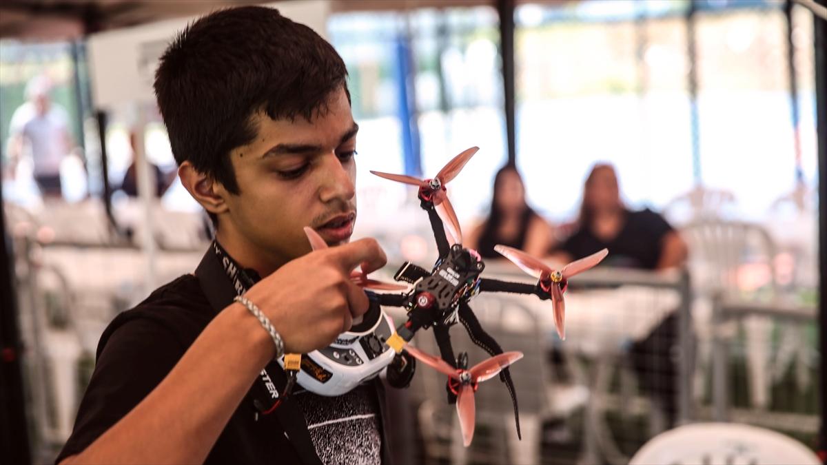 TEKNOFEST Drone Şampiyonası'nın ikinci etabı Mersin'de başladı