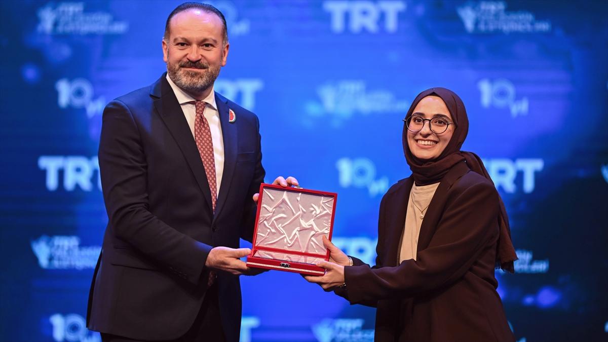 TRT Geleceğin İletişimcileri Yarışması'nın ödülleri sahiplerini buldu