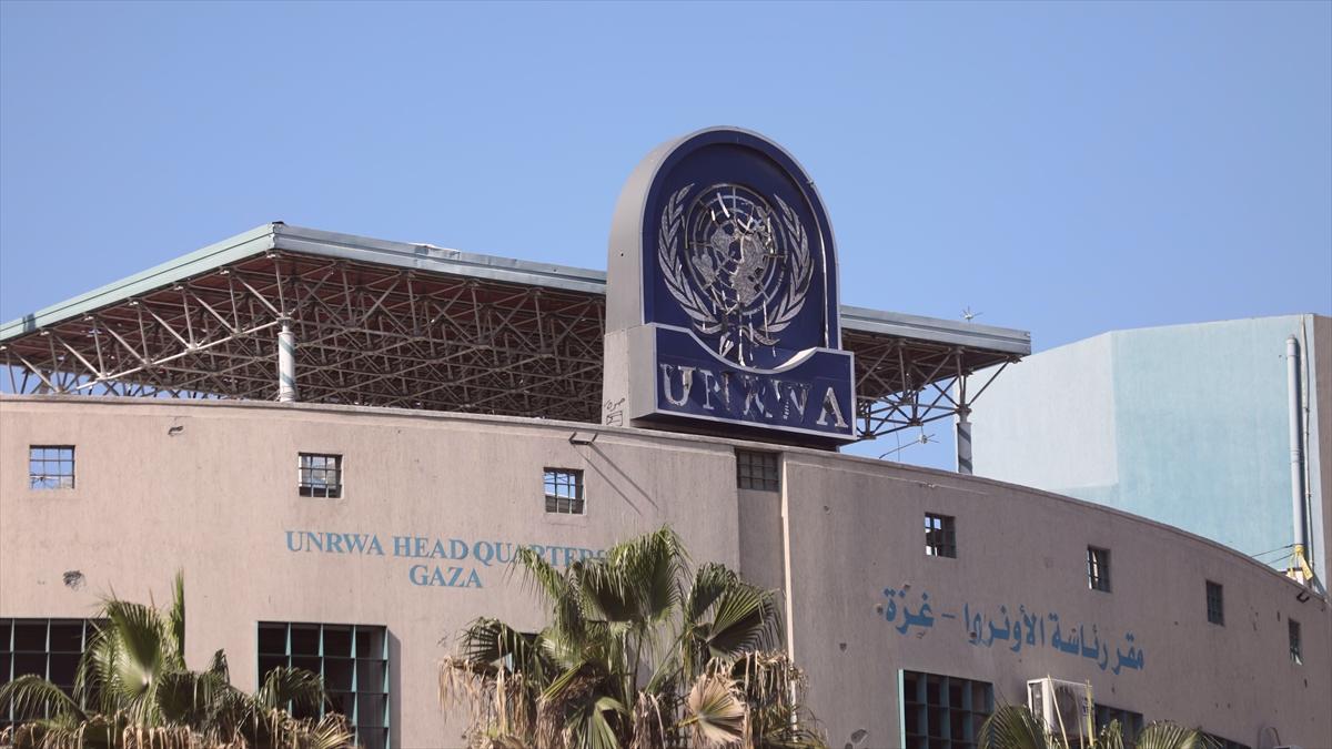 UNRWA'dan, teşkilata yönelik finansal sorun çözülmezse Gazze'de insani yapının çökeceği uyarısı