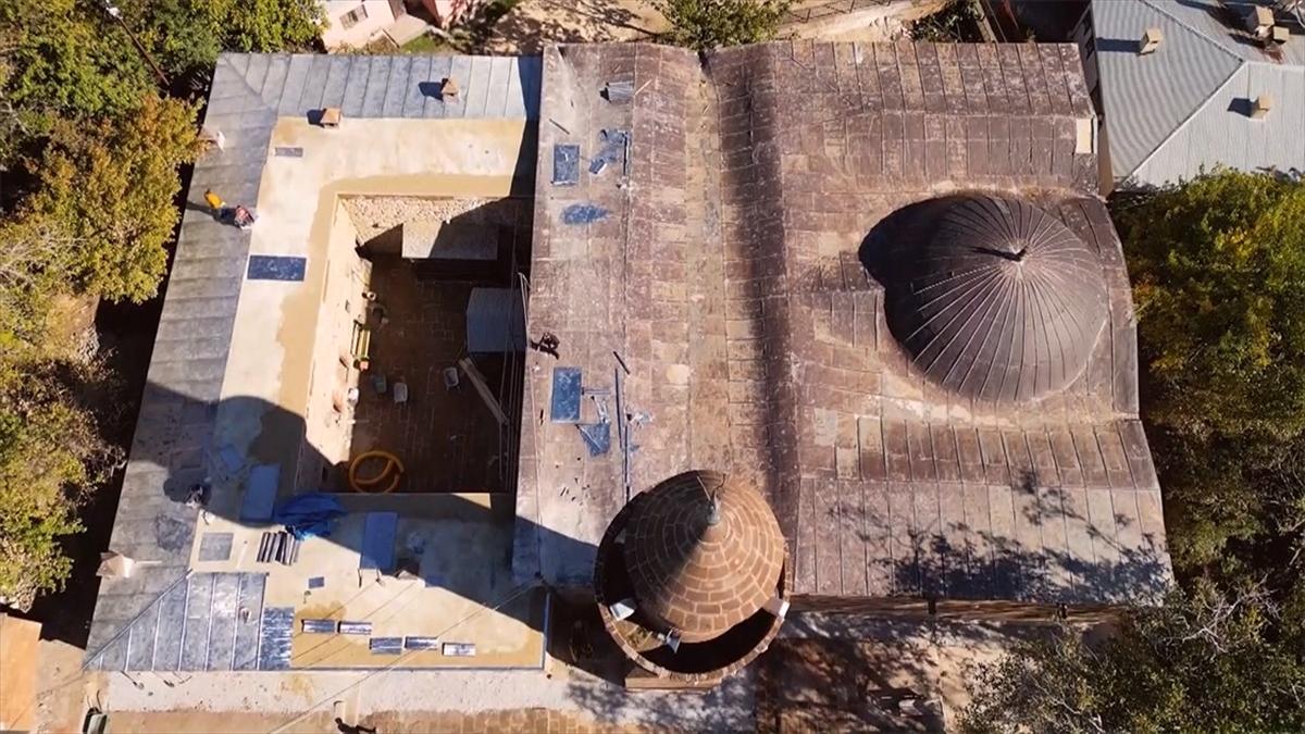 Van'daki tarihi İzzeddin Şir Camii ve Medresesi restore ediliyor