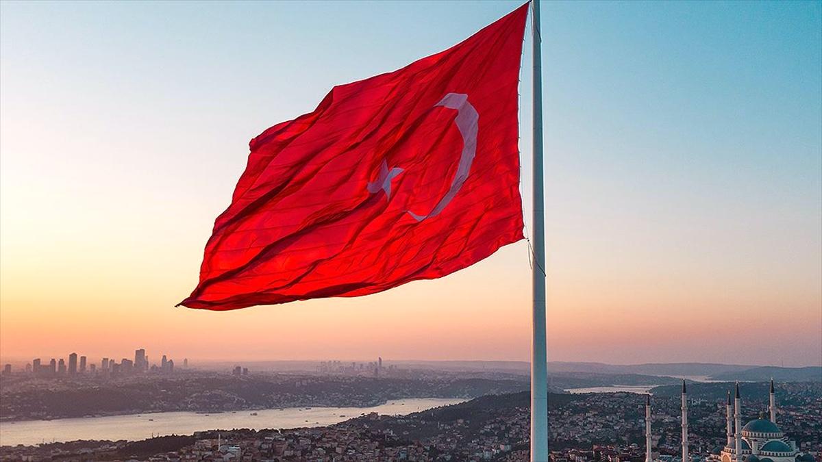 Yatırımcıların Türkiye'ye güveninin iyileştiğini birçok şekilde görüyoruz