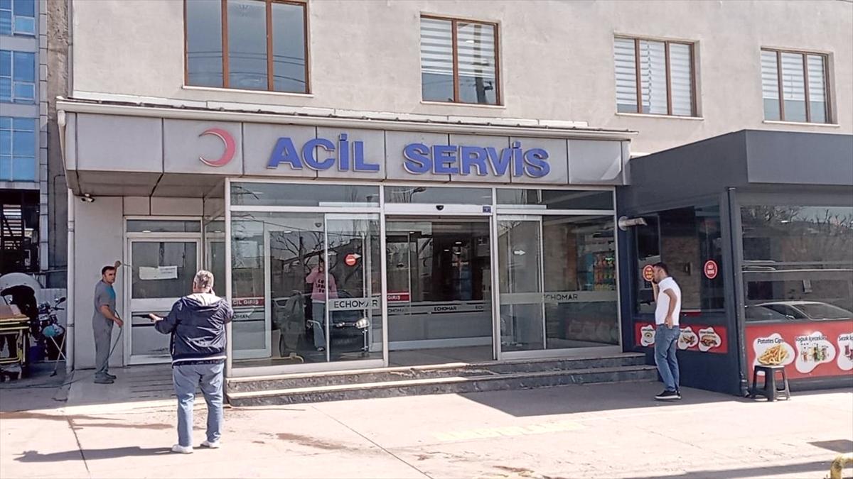 Zonguldak'ta görevli olduğu okulda kalp krizi geçiren ilçe meclis üyesi adayı öldü