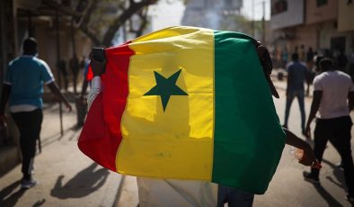 Afrika’nın güvenli ülkelerinden Senegal siyasi krizin eşiğinde