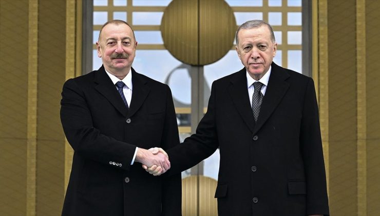 Cumhurbaşkanı Erdoğan, Azerbaycan Cumhurbaşkanı Aliyev’i resmi törenle karşıladı