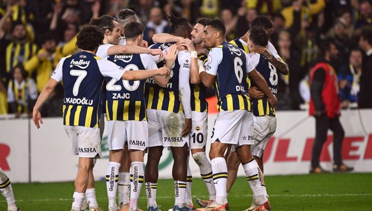 Fenerbahçe, geriye düştüğü maçta Kasımpaşa’ya puan kaptırmadı