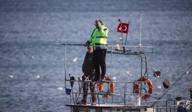 Marmara Denizi’nde batan geminin mürettebatını arama çalışmaları 12. gününde devam ediyor