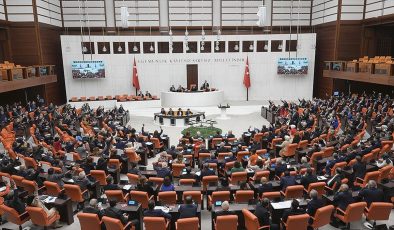 Meclis, sağlık ve enerji alanlarında düzenlemeler içeren kanun teklifleri için mesai yapacak