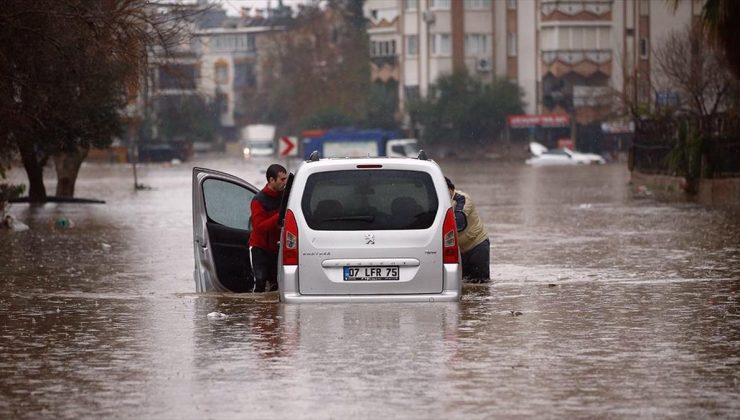 Muğla ve Antalya kıyıları için sağanak uyarısı