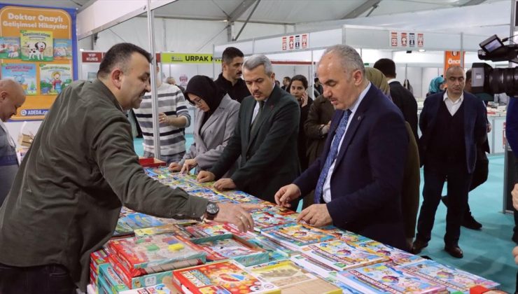 Rize’de kitap fuarı açıldı