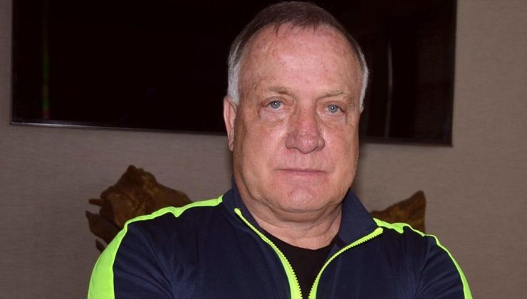 Curaçao Futbol Milli Takımı Teknik Direktörü Advocaat’tan Süper Lig’e övgü