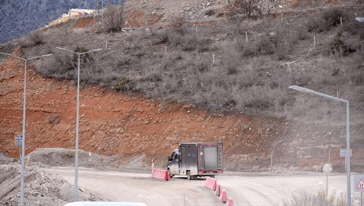 Erzincan’da çalışmalar heyelan riski göz önünde bulundurularak yürütülüyor