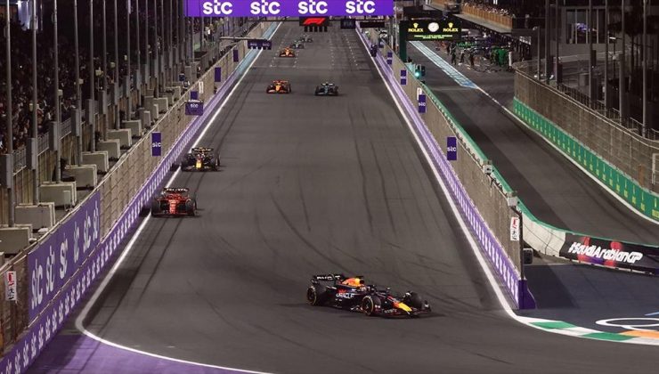 F1’de Suudi Arabistan Grand Prix’sini Max Verstappen kazandı