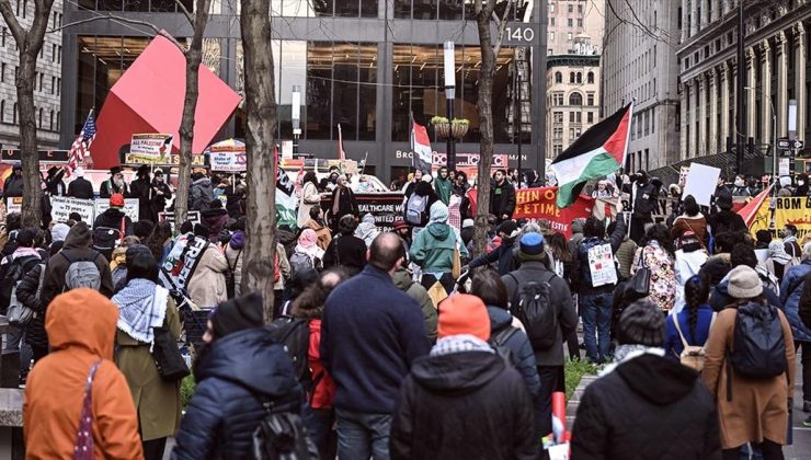 İsrail’in Gazze’deki Şifa Hastanesi’ne saldırısı New York’ta protesto edildi