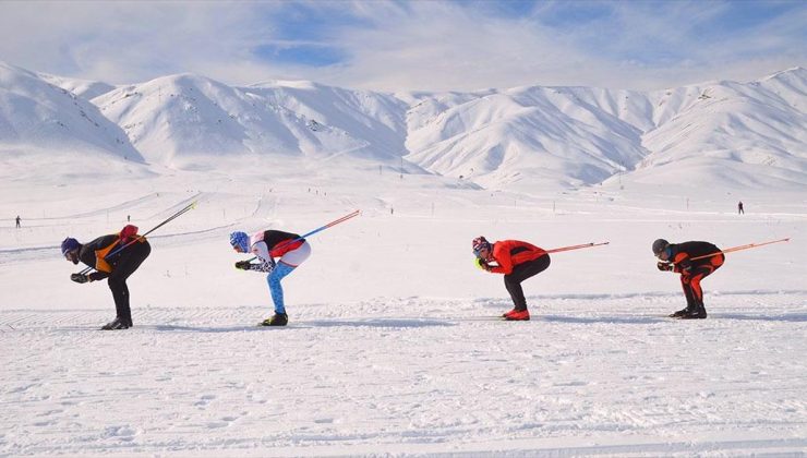 Kayak milli takımlarında yer alacak sporcular belli oldu