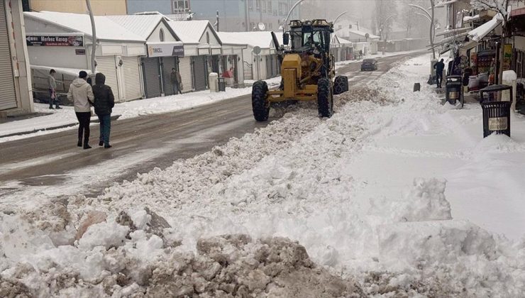 Van, Bitlis, Hakkari ve Muş’ta 391 yerleşim birimine ulaşım sağlanamıyor