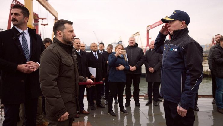 Zelenskiy, İstanbul’da Ukrayna tersaneyi ziyaret etti